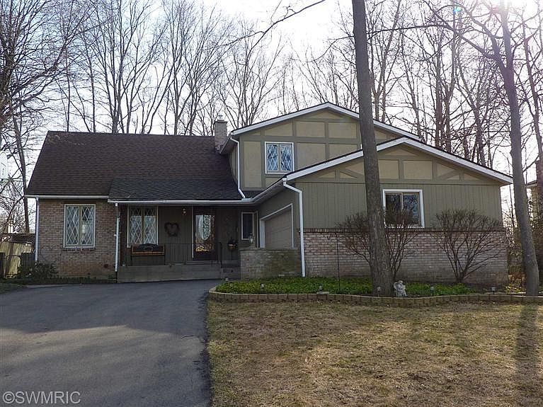 1st image of 2212 Timberwood Dr SE