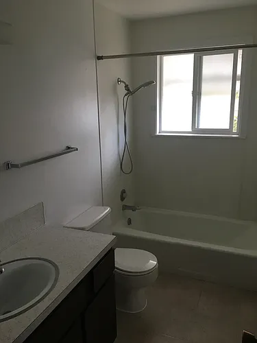 855 Park Ave #1 Photo 1