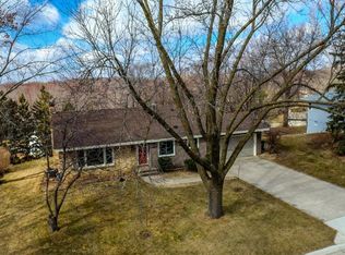 13232 Highview Dr, Burnsville, MN 55337