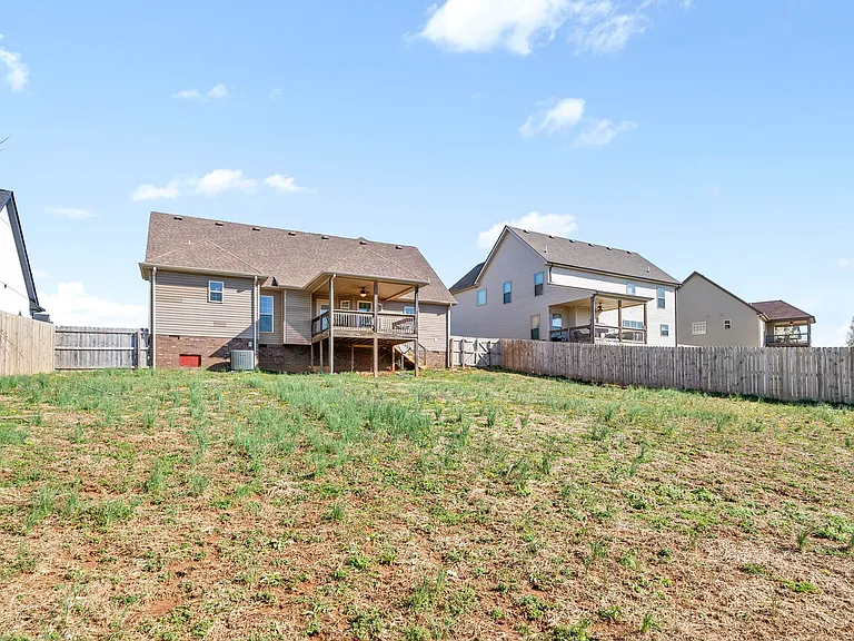 1320 Canyon Pl — Photo 28
