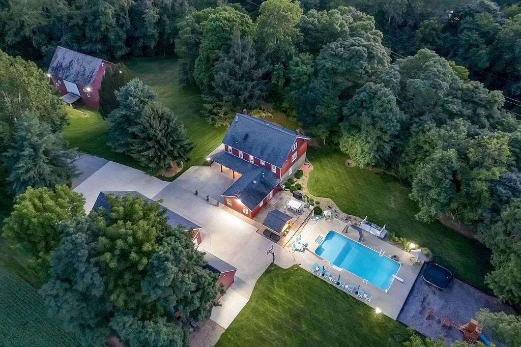 1444 Blue Jay Rd, Heath, OH 43056 Zillow