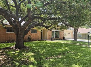 2112 Lenamon St, Waco, TX 76710