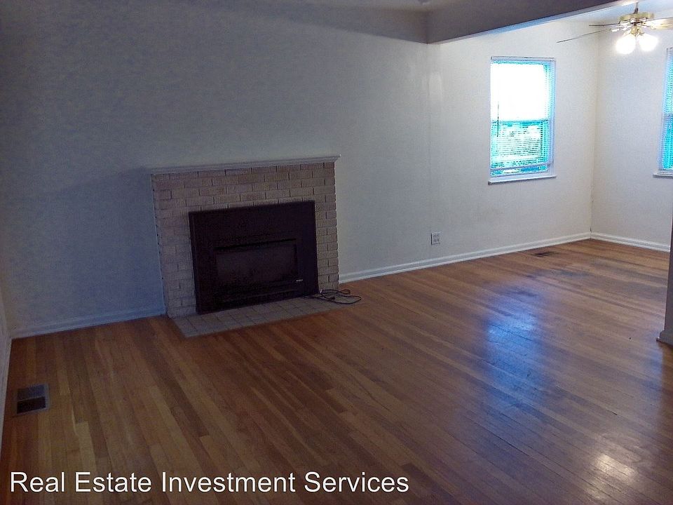 1st image of 5 Columbia Cir SW