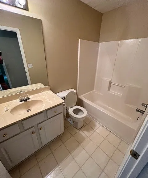 2nd Bathroom