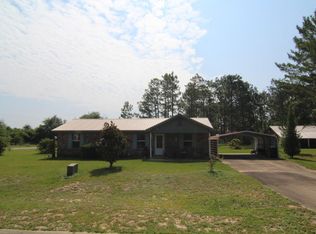 76 Sue Ln, Defuniak Springs, FL 32435
