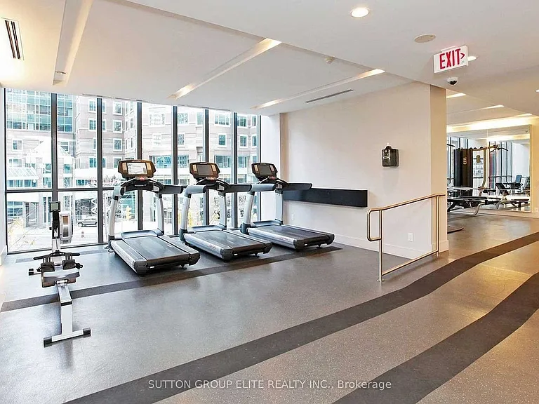 110 Charles St E #2410 — Photo 24
