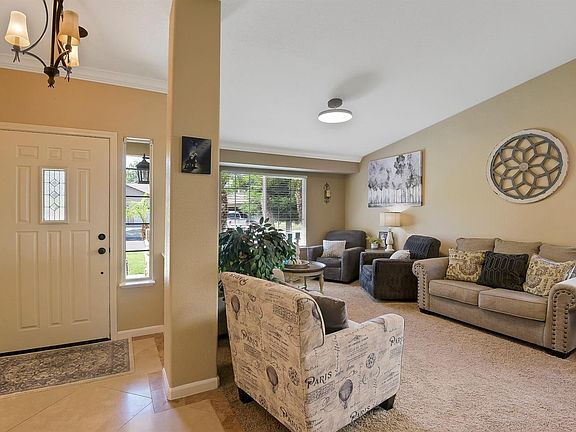 5th image of 267 White Water Way