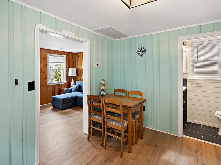 245 Sheridan Ave — Photo 4