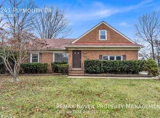 4241 Plymouth Dr, South Euclid, OH 44121
