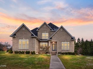 2514 Penn Marydel Way, Maryville, TN 37803