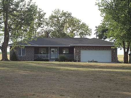 2nd image of 62754 Highway 136