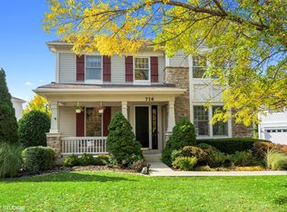 716 Pfingsten Rd, Glenview, IL 60025