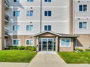300 N Edwards Way NW #107, Airdrie, AB T4B3B4