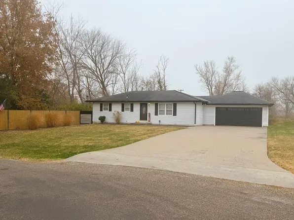 6410 Hickory Grv N, Quincy, IL 62305