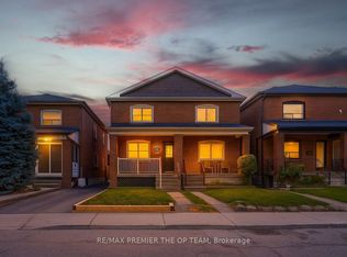 18 Greyton Cres, Toronto, ON M6E 2G2