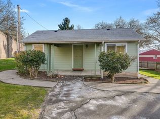 13504 SE 152nd Dr, Clackamas, OR 97015