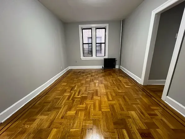 1415 Avenue O image 1 of 6