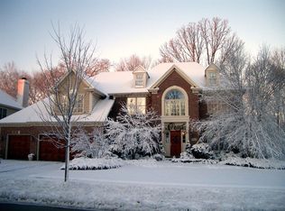 2601 King Richard Cir, St Charles, IL