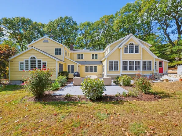 457 Hanlon Rd, Holliston, MA 01746