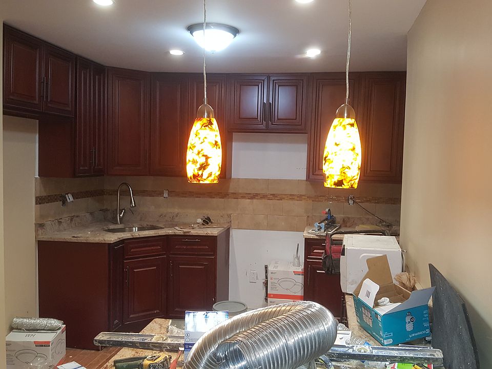 2nd image of 13915 Linden Blvd