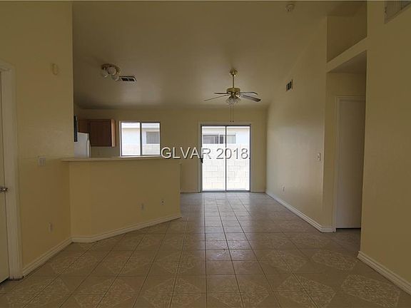 3rd image of 4029 Country Garden Ave