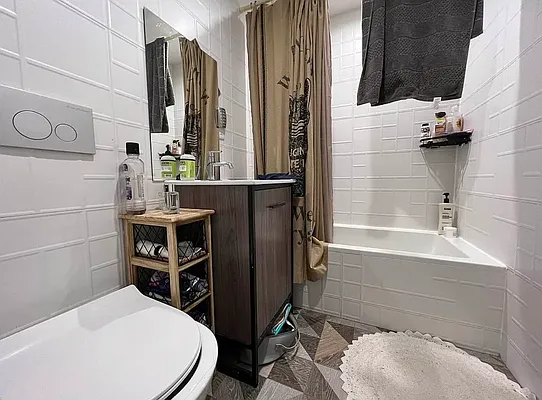 Rented by Doorway NYC, LLC | media 9