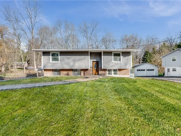 31 Roosevelt Road, Hyde Park, NY 12538