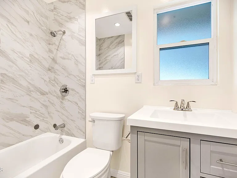 3330 Thorpe Ave #3330 — Photo 16