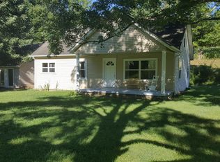 7228 Erin Rd, Mc Ewen, TN 37101