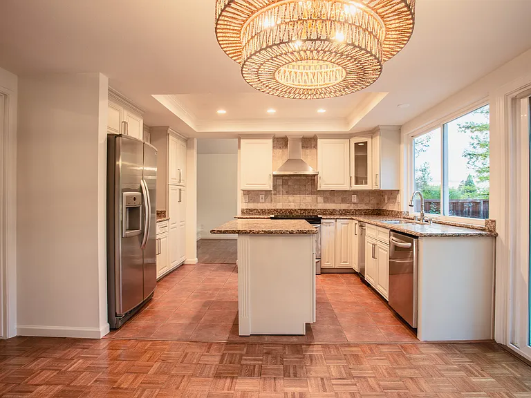 382 Bolero Dr — Photo 2