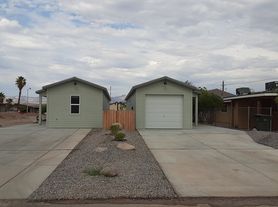 1490 Tonto Dr, Bullhead City, AZ