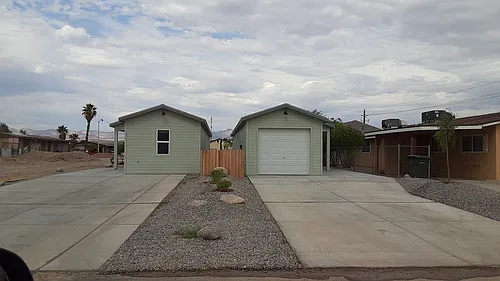 1490 Tonto Dr #2 Photo 1
