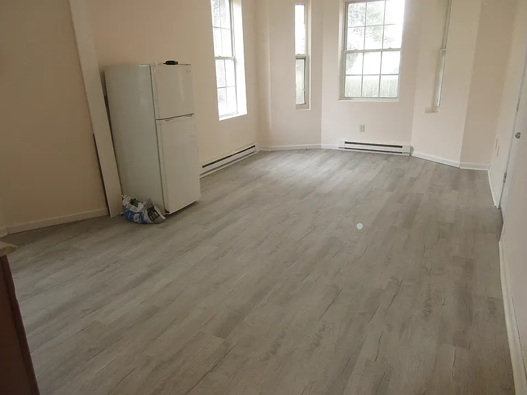 76 Champlin Ave #2 — Photo 5