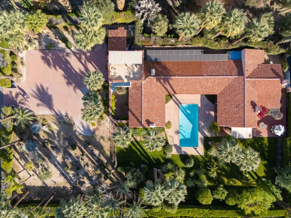 1050 N Cahuilla Rd, Palm Springs, CA 92262