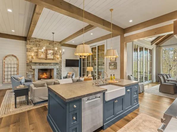 1346 Burl Lane, Cashiers, NC 28717