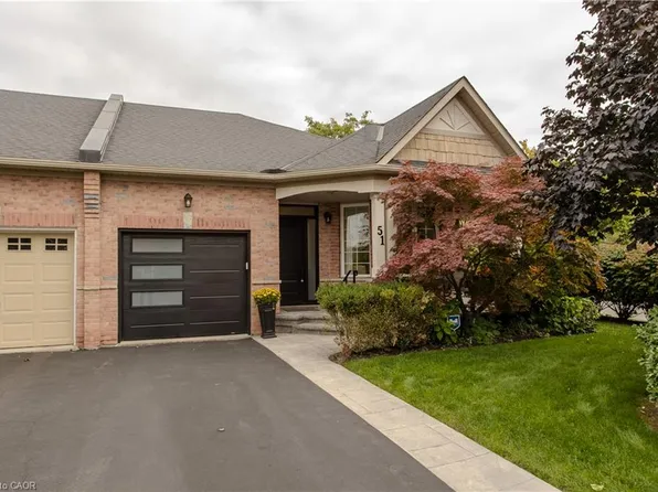 2243 Turnberry Rd #51, Burlington, ON L7M 4Y5