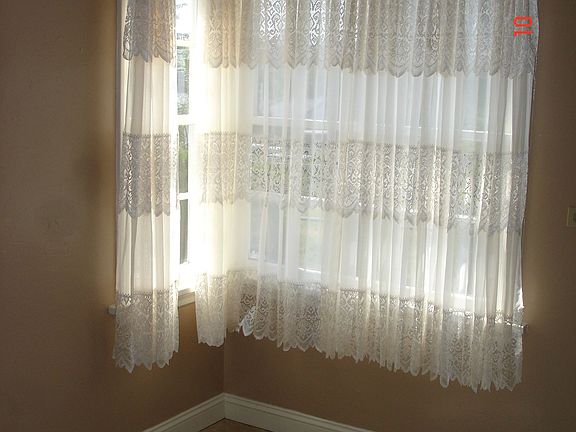 4th image of 1735 N Cambrian Ave