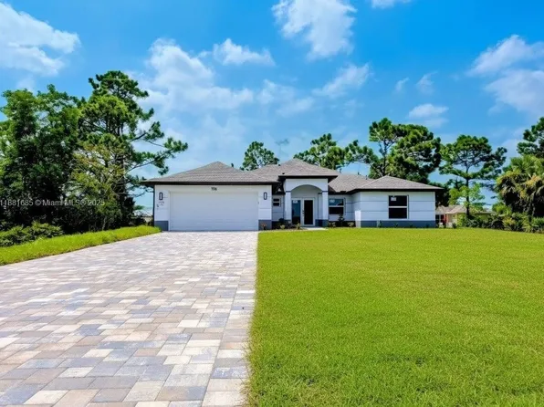 798 Bell Blvd S, Lehigh Acres, FL 33974