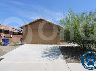 8765 E Stone Meadow Cir, Tucson, AZ 85730