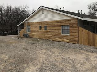 411 East Beech Street - Unit E, Tecumseh, OK 74873