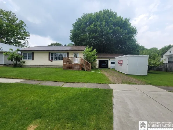 33 Norton Ave, Jamestown, NY 14701