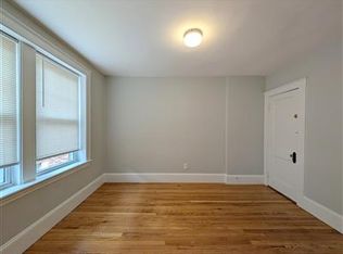 19 Dover St #2, Cambridge, MA 02140