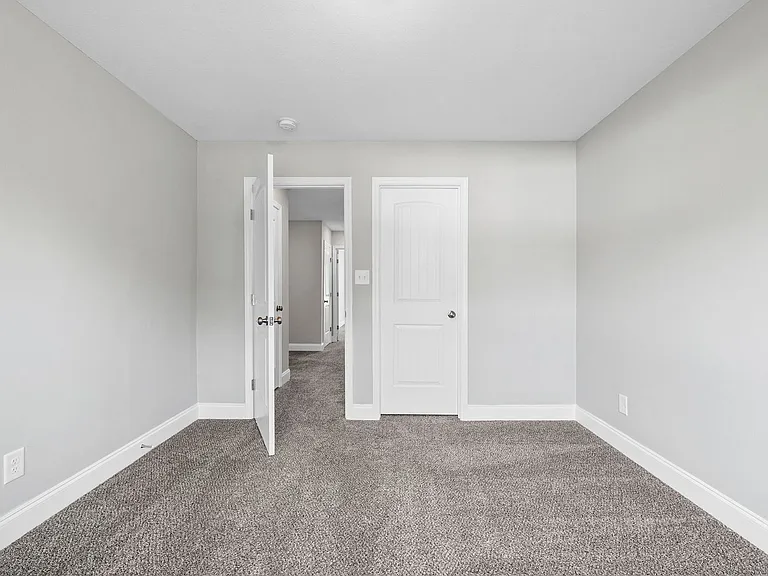 528 Macy Lynn Dr — Photo 30