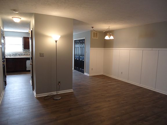 2nd image of 214 Sherando Cir