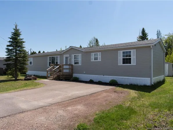 68 Hayward Ln, Riverview, NB E1B 5R2