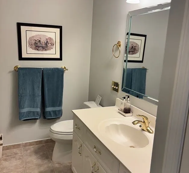 1403 Fleetwood Plz — Photo 13
