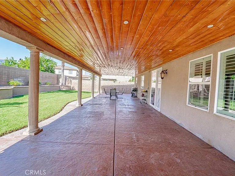 5963 Pinegrove Pl — Photo 9