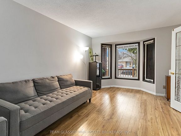 5th image of 1082 Lawson Rd