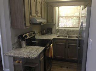 300 Zachary Ln, Jacksons Gap, AL 36861