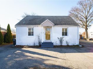 52 Carlton St, Cranston, RI 02910